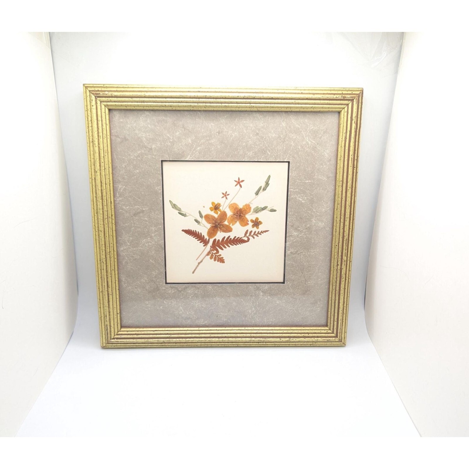 Vintage 1970s Dried Pressed Flower Floral Wall Art Framed Fern Matted Daisy 1980