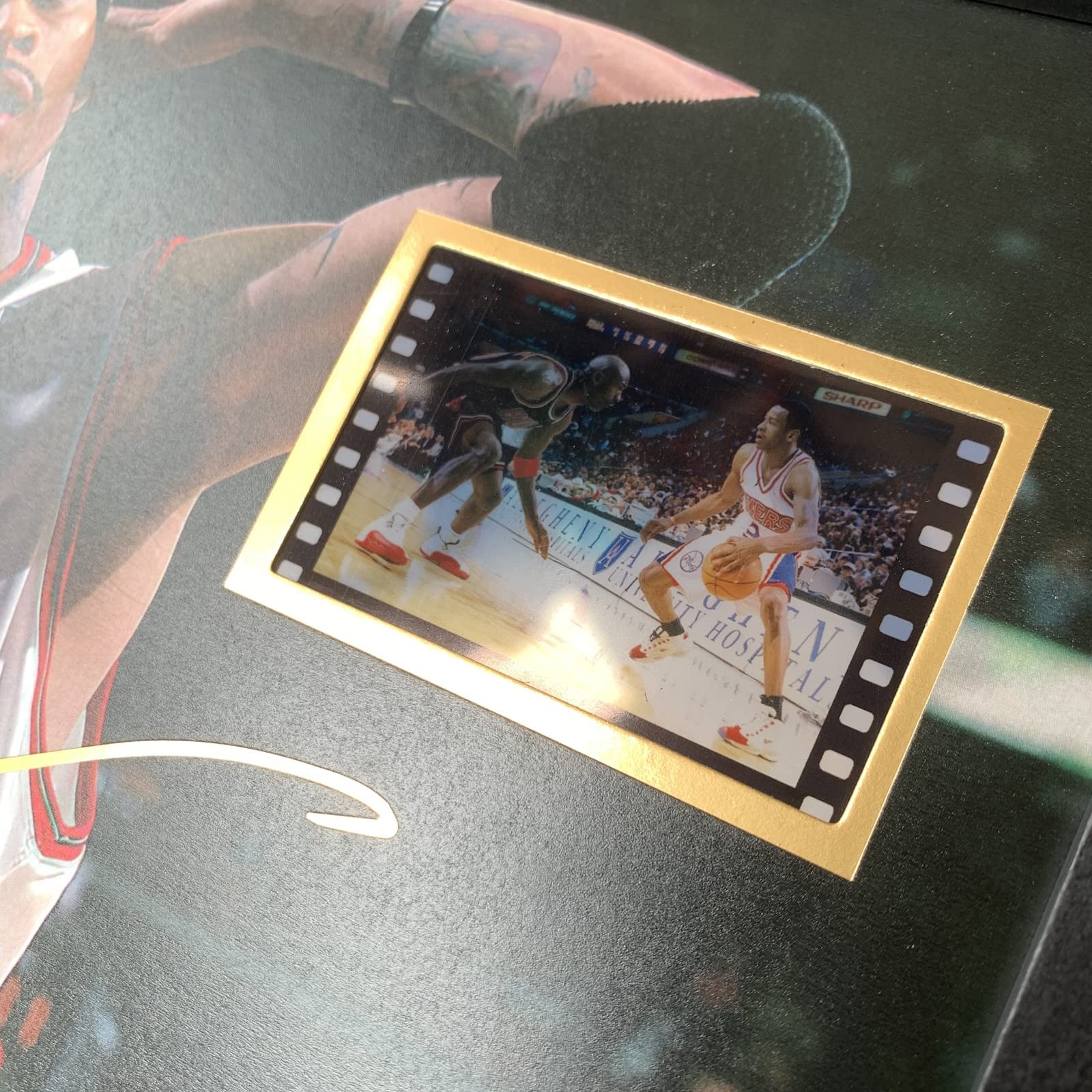 Signed Basketball Player Allen Ezail Iverson Poster Framed Photo Gift 8×6 Inc…
