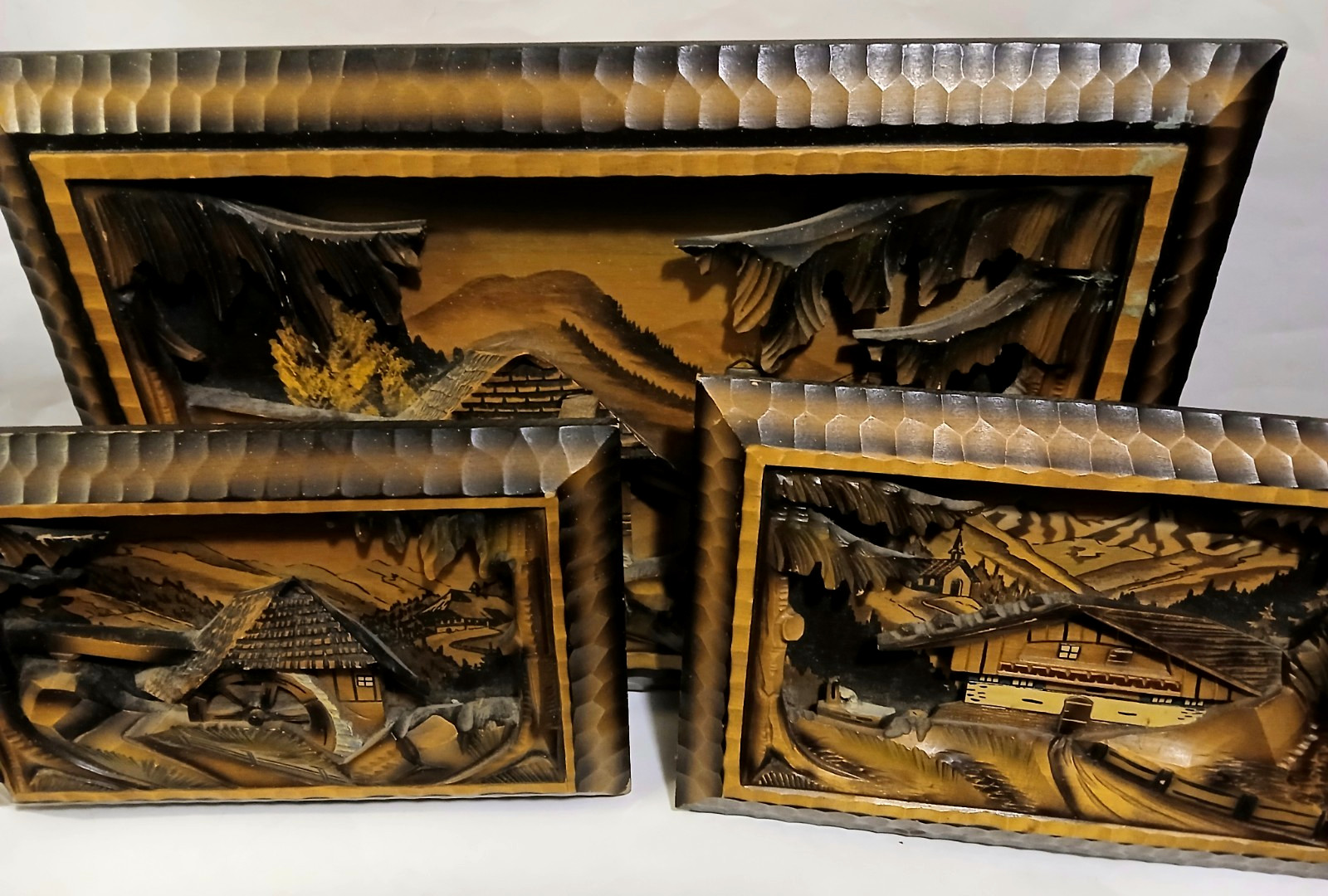 VTG 1950s Wall Art Pictures German Black Forest Wood Schwarzwälder Hand Carved 3
