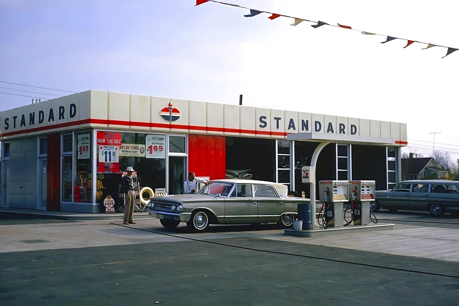STANDARD GAS STATION (1950s) POSTER 24 X 36 Inches Looks NICE!!