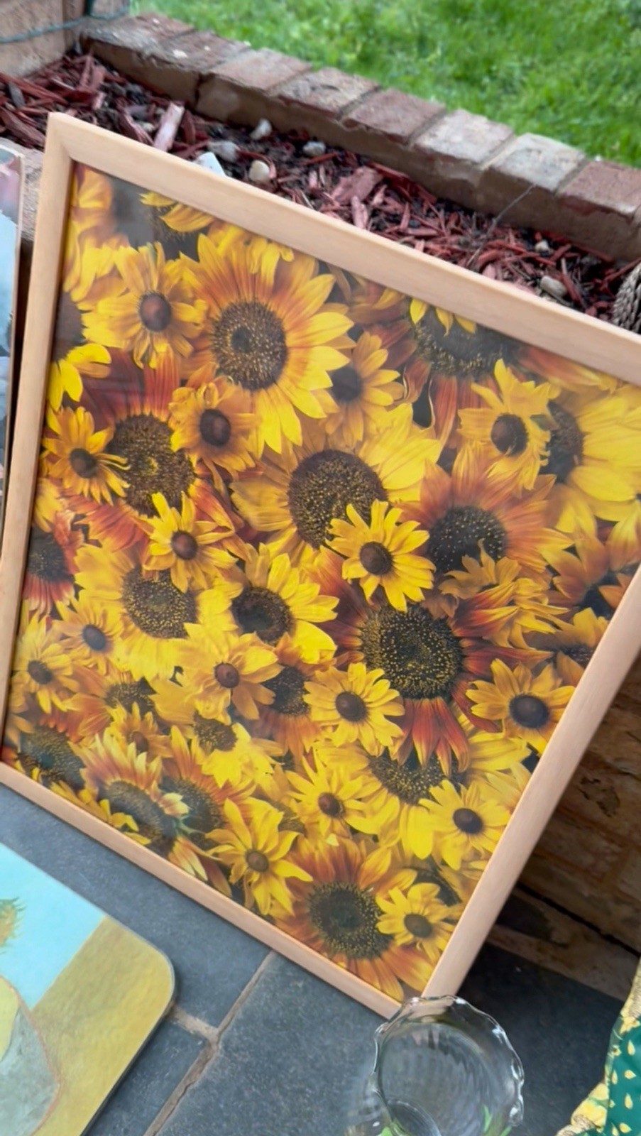 17 x 21 Sunflower Framed Picture With Wooden Frame Wall Art Decor