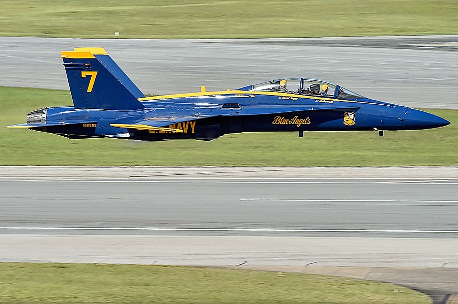 U.S. NAVY BLUE ANGELS SNEAK PASS AT CHERRY POINT PHOTOGRAPH PHOTO PRINT