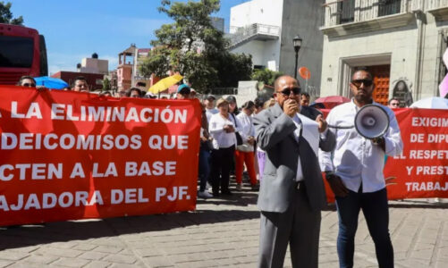 Trabajadores del poder judicial amenazan con un “paro nacional”