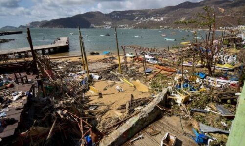 Turistas fueron desalojados de Acapulco tras paso de “Otis”