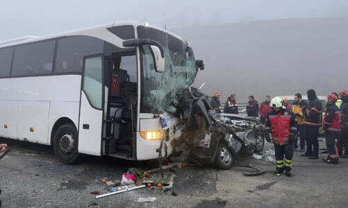 Accidente de tráfico deja 11 muertos en Turquía