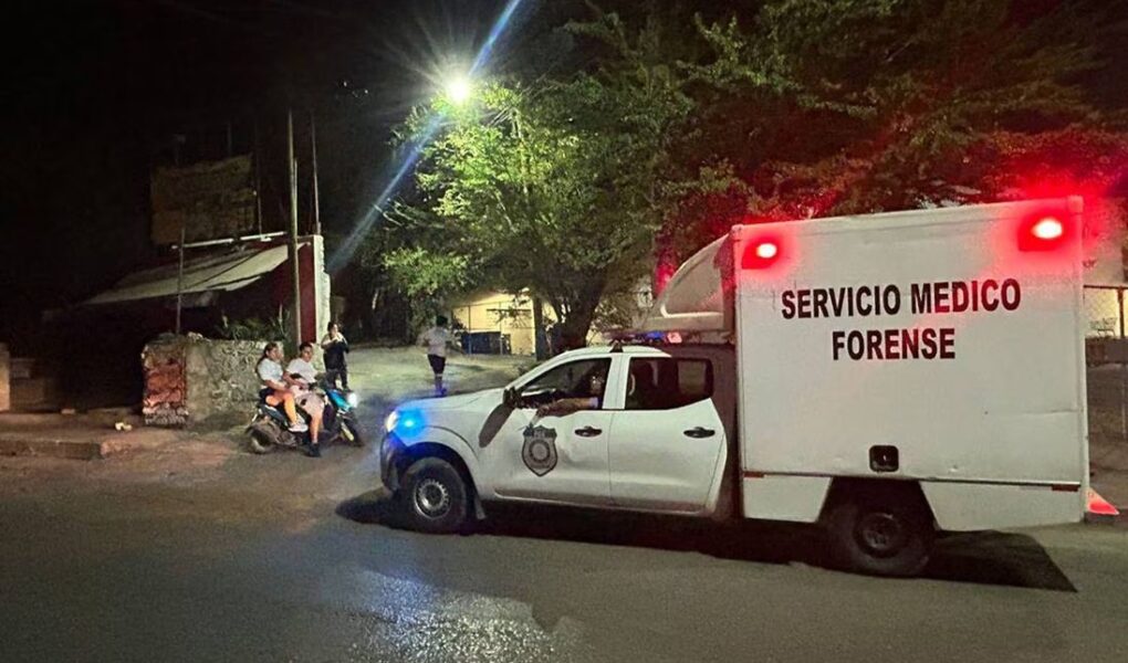 2 muertos y 3 heridos tras balacera dentro de panteón en Morelos