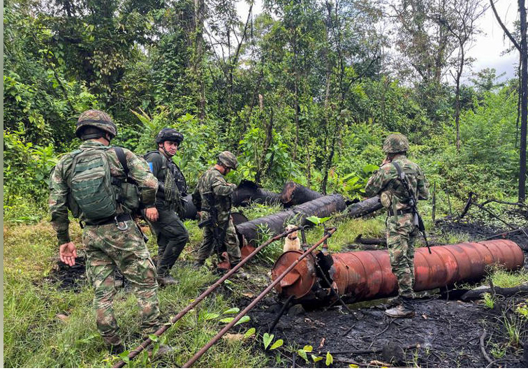 Policía de Colombia incauta 7,3 millones de galones de crudo a refinerías ilegales