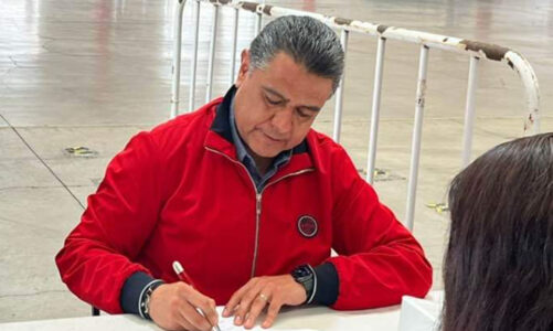 Tony Rodríguez se registra como aspirante a la presidencia municipal de Tlalnepantla