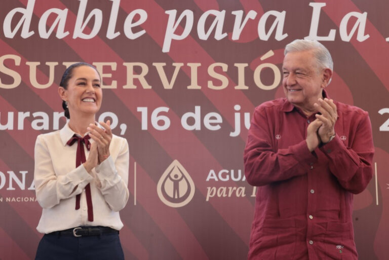 Gobierno de primera presidenta de México marca una nueva etapa: AMLO