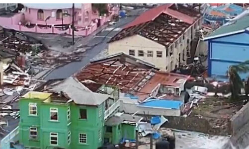 Huracán Beryl deja 4 muertos, tras impactar al Caribe