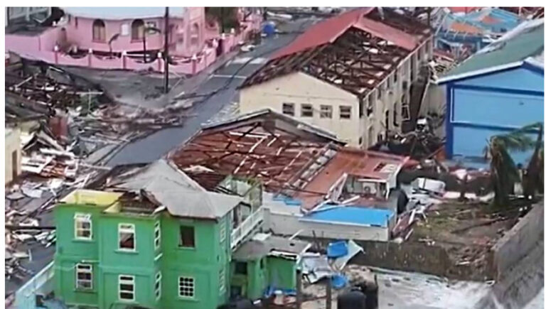 Huracán Beryl deja 4 muertos, tras impactar al Caribe