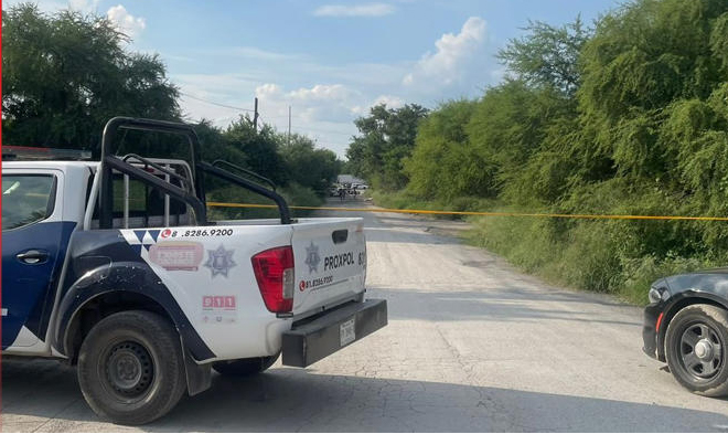 Hallan los cuerpos de dos mujeres y un hombre en Escobedo