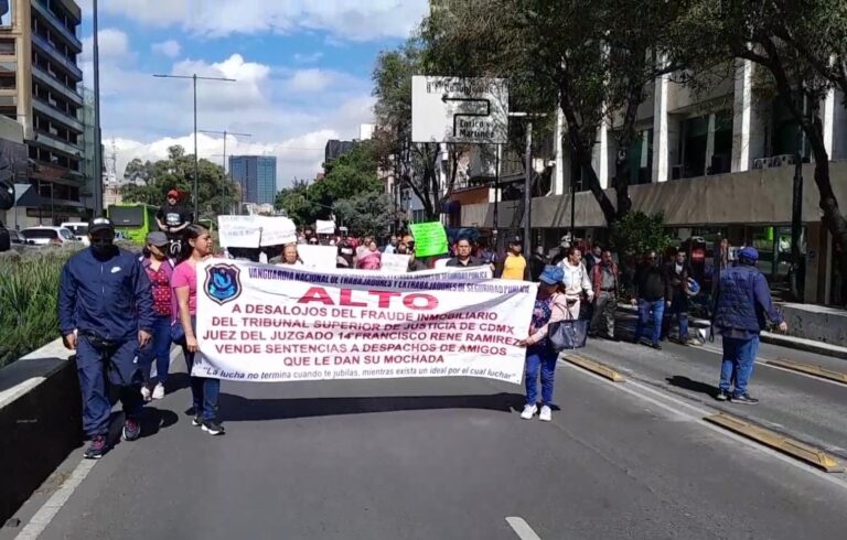 Manifestantes exigen detener fraude inmobiliario