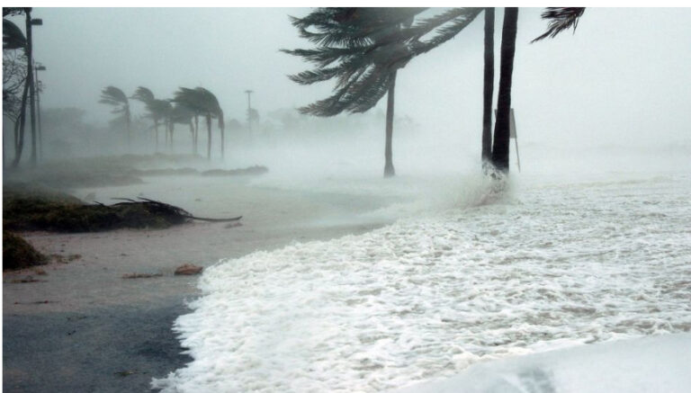 Yucatán se prepara por el posible impacto del huracán Beryl