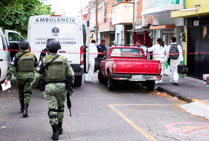 Se activa artefacto explosivo: Siete militares heridos