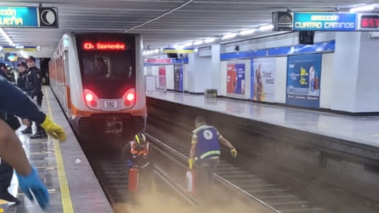 Se arroja persona a vías de la Línea 2 del Metro