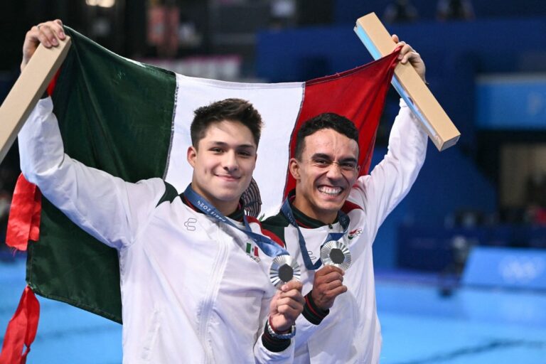 México gana Plata en clavados 3m sincronizados