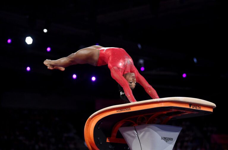 Simone Biles es de Oro en salto de potro femenino