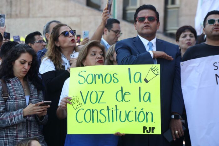 Trabajadores del PJ cierran sedes para manifestarse contra reforma de AMLO