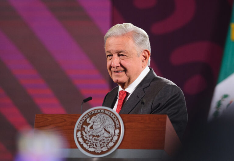 AMLO lamenta la intromisión del embajador de Estados Unidos, en México