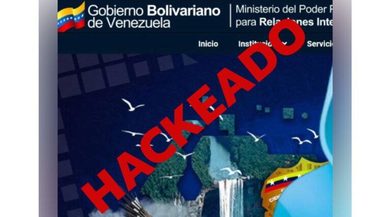 Anonymous hackea 325 sitios web del gobierno de Maduro, exhibe ayuda cibernética de Rusia y China