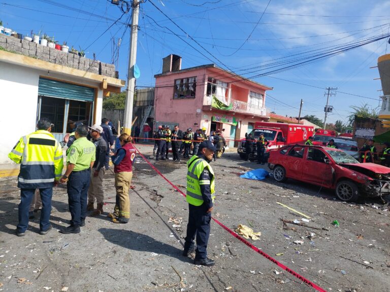 Explosión de pirotecnia deja un muerto