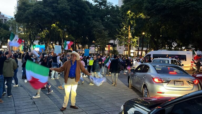 Bloqueo en Paseo de la Reforma en apoyo al Poder Judicial