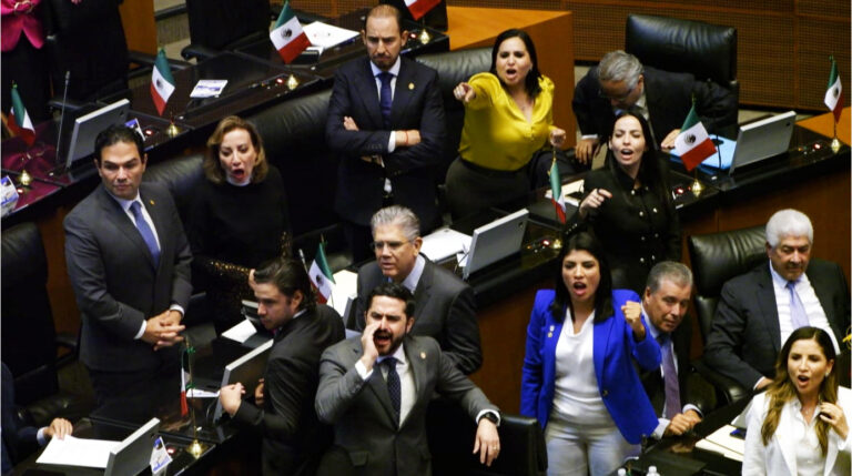 Acalorada discusión de la reforma al poder judicial, en el senado de la república