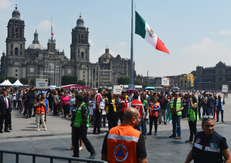 Gran participación de la población en el simulacro nacional 2024