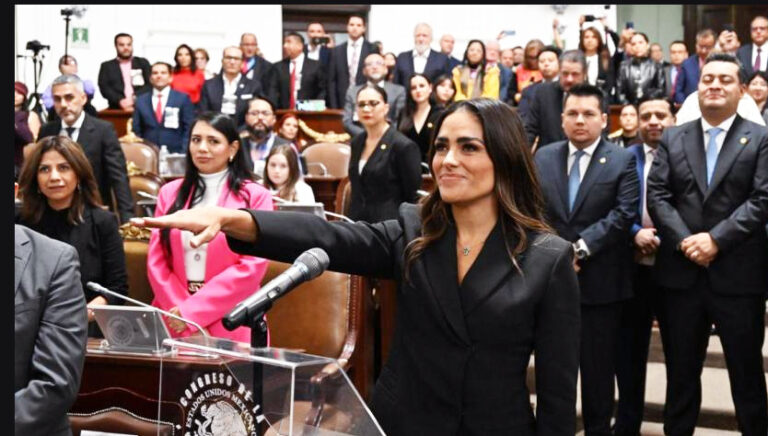 Alessandra Rojo de la Vega toma posesión como alcaldesa de Cuauhtémoc