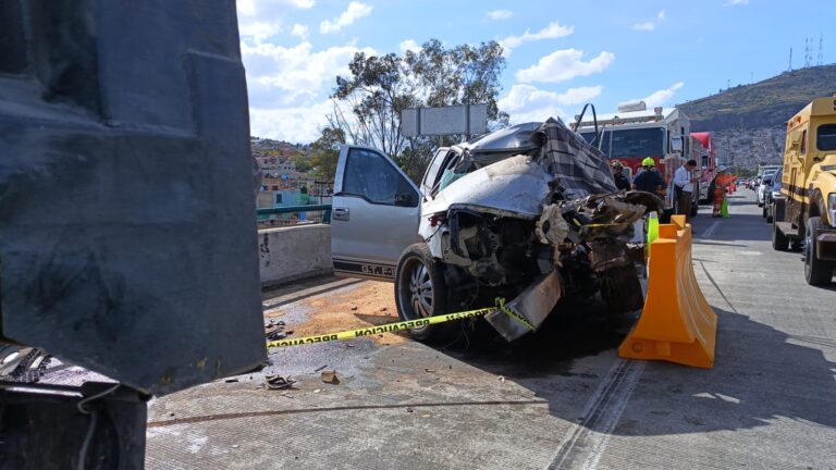 FUERTE CHOQUE EN LA AUTOPISTA NAUCALPAN – ECATEPEC !!!