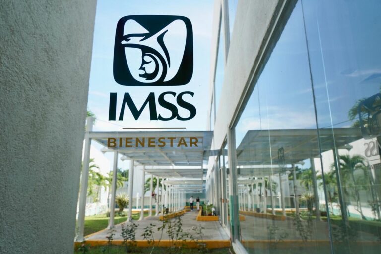 Denuncian deudas y rezago de compras de medicamentos por 2 mmdp en IMSS Bienestar