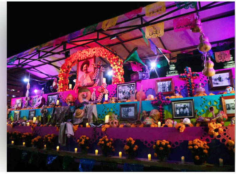 Más de un millón de visitantes disfrutaran de la ofrenda monumental del zócalo CdMx