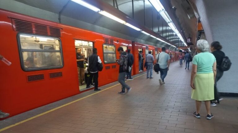 Persona arrollada por tren en Línea A del metro CdMx