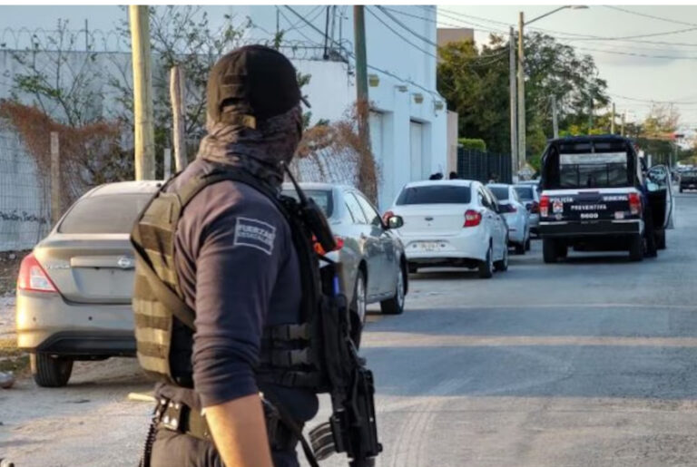 Cuatro muertos y una niña herida en ataque armado en Cancún, Quintana Roo