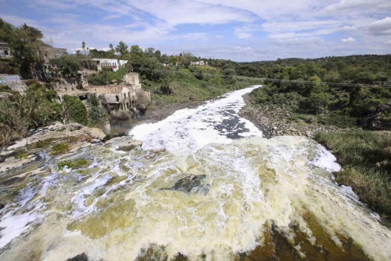 Gobierno enfrenta reto de recuperar 70% de ríos contaminados en México