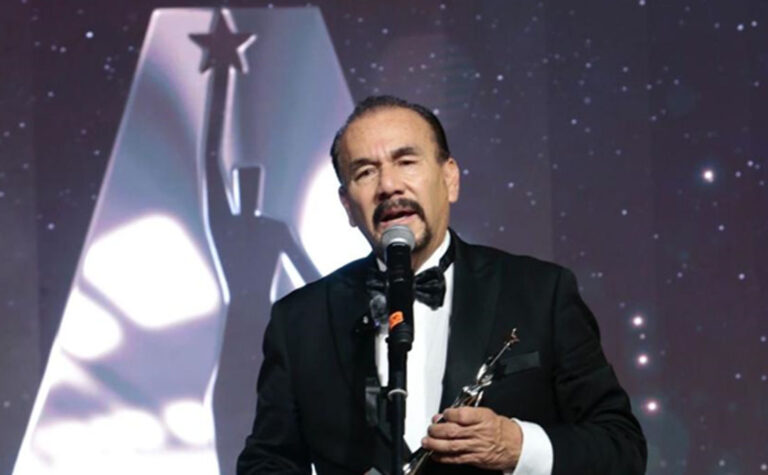 Premia Reed Latino con 5 estatuillas el manejo de la campaña de reelección de Pedro Rodríguez