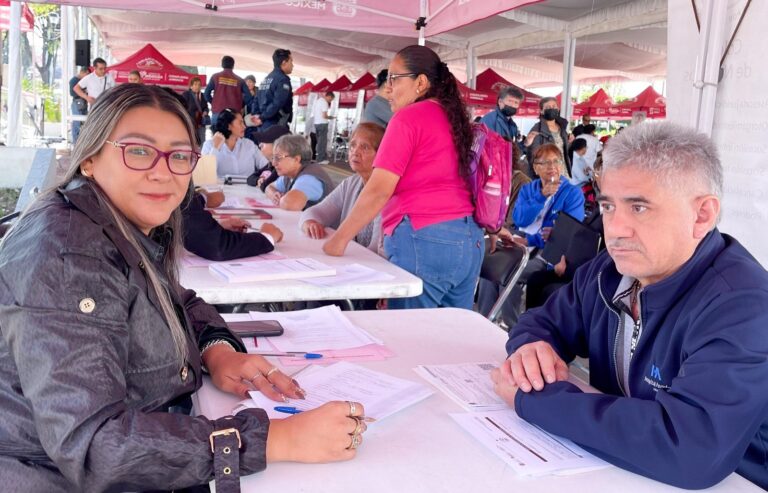 TRABAJO CONJUNTO DE PEDRO RODRÍGUEZ CON GOBIERNO ESTATAL ACERCA BENEFICIOS A LAS FAMILIAS ATIZAPENSES