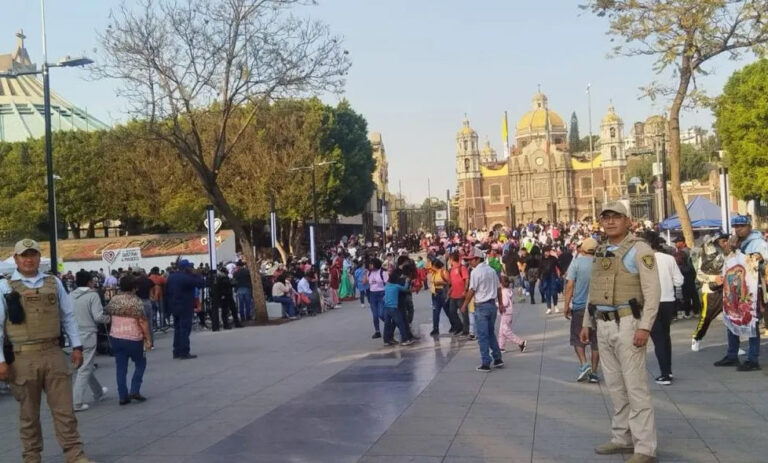 Miles de peregrinos se reúnen en la Basílica de Guadalupe para celebrar el Día de la Virgen este 2024