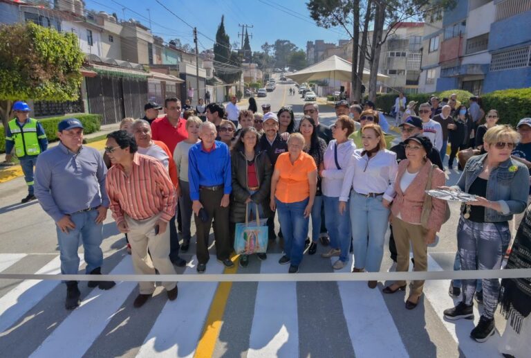 Renueva pedro rodríguez paseo del acueducto, vialidad que no recibía atención en 30 años