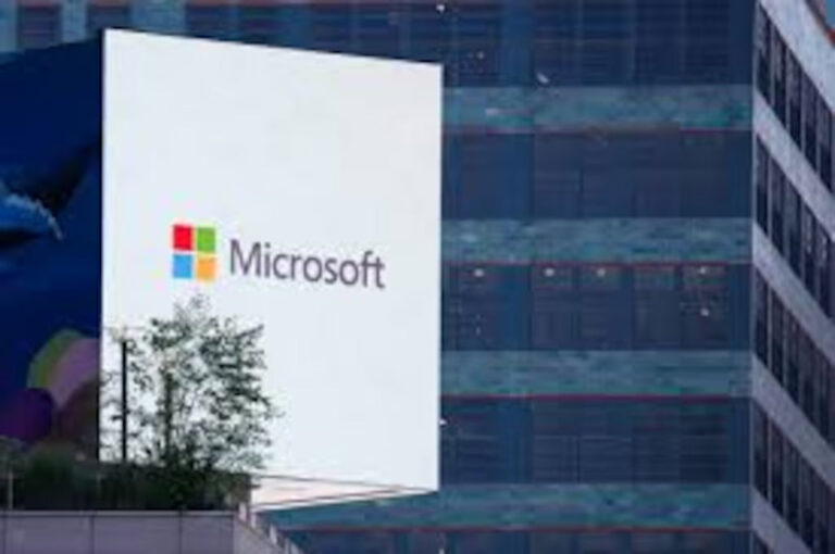 Microsoft invertirá $80 mil mdd en centros de datos para liderar la IA