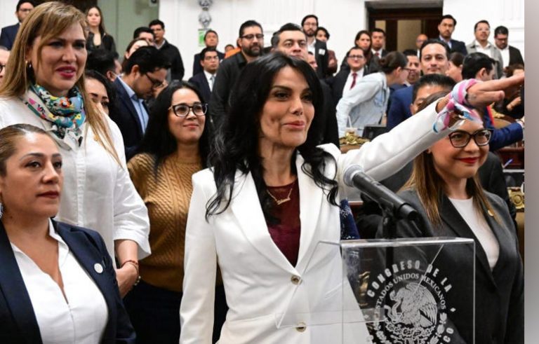 Diana Sánchez Barrios tomó protesta, en Congreso de CdMx