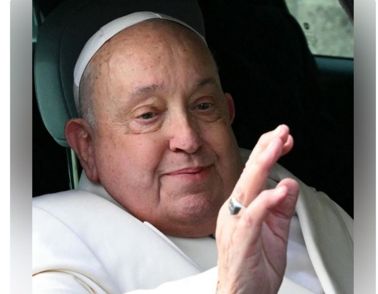 Tiene Papa Francisco ‘noche tranquila’ tras crisis asmática