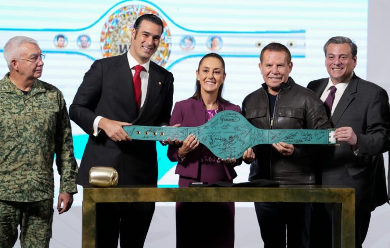 Sheinbaum firmó cinturon por la paz y contra las adicciones