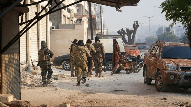 En 2 días de enfrentamientos, suman mil muertos en Siria