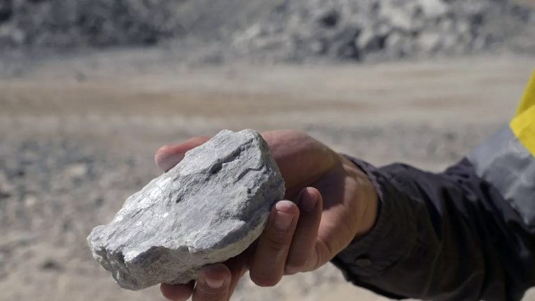 Litio nacionalizado: enterrado, cero resultados, sin tecnología y sin proyecto