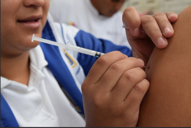 Inició primera Semana Nacional de Vacunación 2025