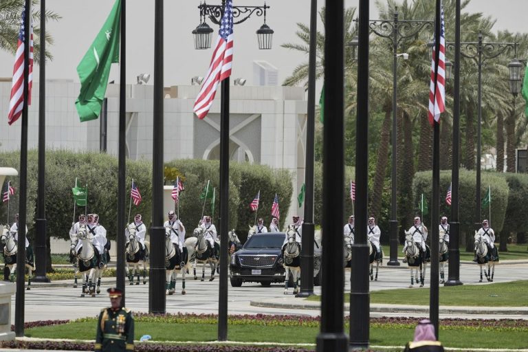 EE.UU. y Arabia Saudita sellan acuerdo de inversión por US$ 600.000 millones