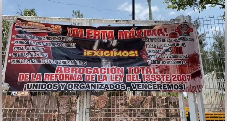 Por protestas, suman al menos 15 días perdidos de clase en Zacatecas