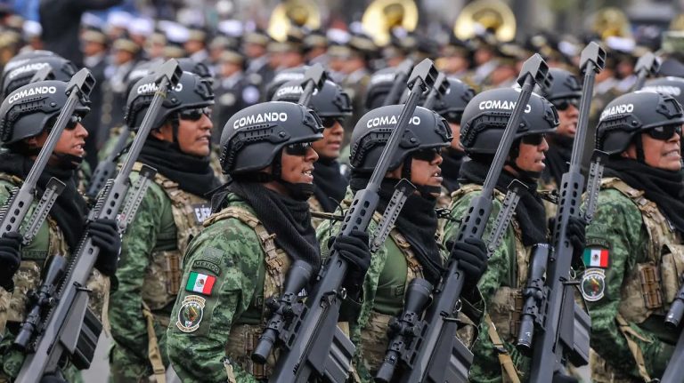 Militares podrán desempeñar cargos de elección a gobernadores o ministros de la Corte